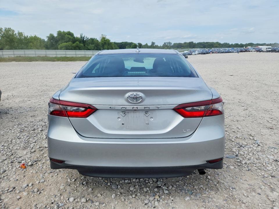 Снимка 6 от търг – 2023 TOYOTA CAMRY с VIN 4T1C11AK7PU139248
