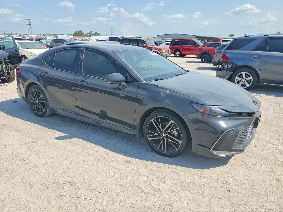 Photo 4 from auction – 2025 TOYOTA CAMRY with VIN 4T1DAACK3SU071752