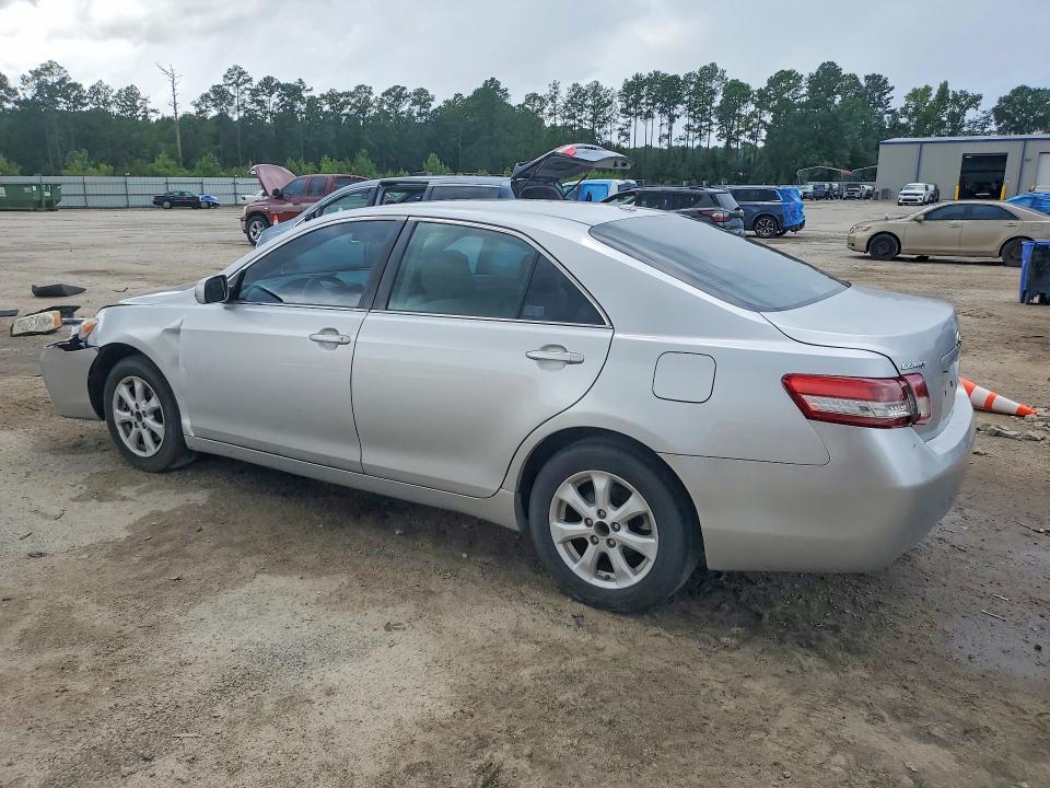 Photo 2 from auction – 2011 TOYOTA CAMRY with VIN 4T1BF3EK9BU150442