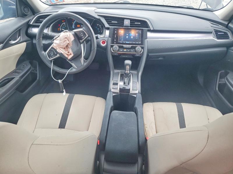 Photo 8 from auction – 2016 HONDA CIVIC with VIN 19XFC1F38GE218360