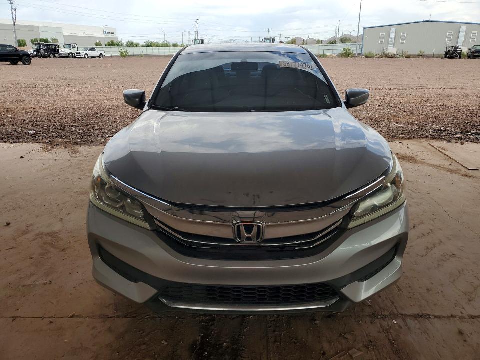 Photo 5 from auction – 2017 HONDA ACCORD with VIN 1HGCR2F38HA098735