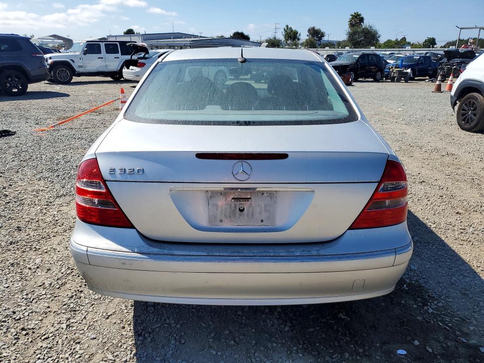 Photo 6 from auction – 2004 MERCEDES-BENZ E with VIN WDBUF65J34A415154
