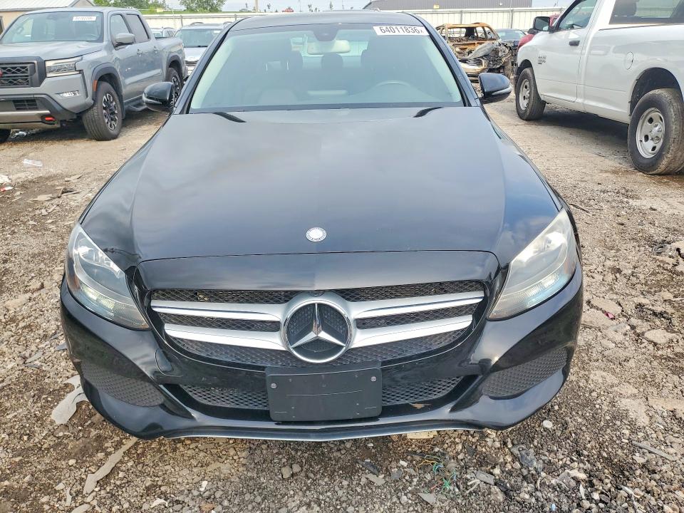 Photo 5 from auction – 2016 MERCEDES-BENZ C with VIN 55SWF4JB3GU160433