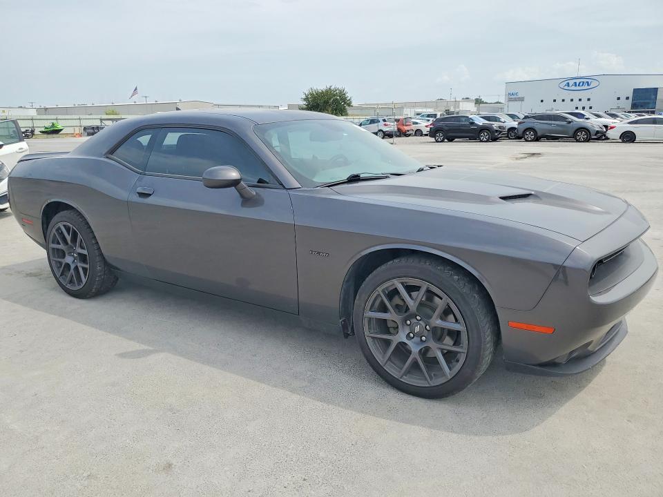 Photo 4 from auction – 2018 DODGE CHALLENGER with VIN 2C3CDZBT4JH116722