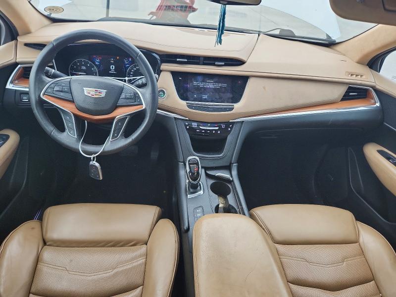 Photo 8 from auction – 2017 CADILLAC XT5 with VIN 1GYKNFRS6HZ208595