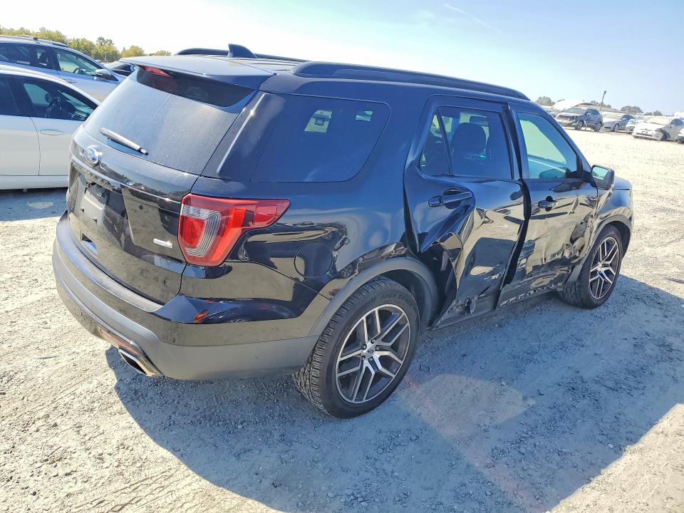 Photo 3 from auction – 2016 FORD EXPLORER with VIN 1FM5K8GT5GGC72488
