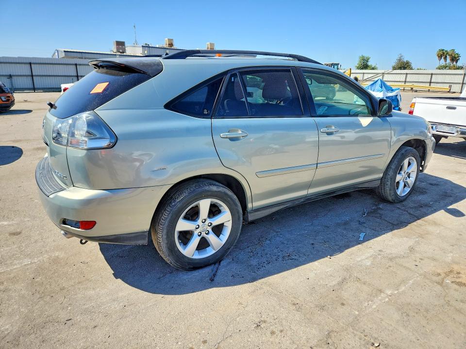 Photo 3 from auction – 2007 LEXUS RX with VIN JTJGK31U470010257