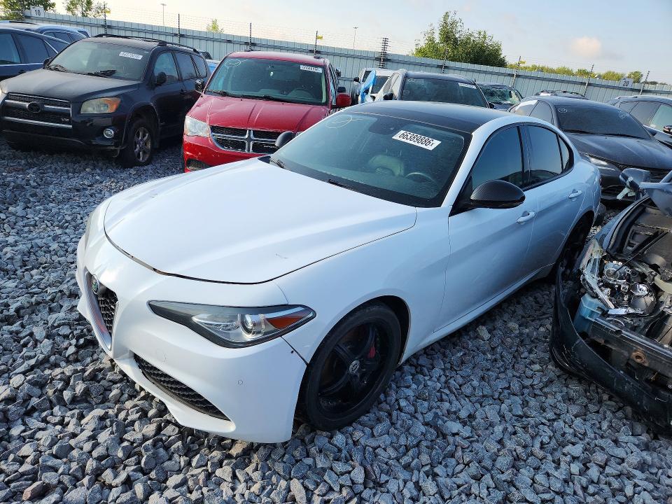 2017 ALFA ROMEO GIULIA - Търг №66389886
