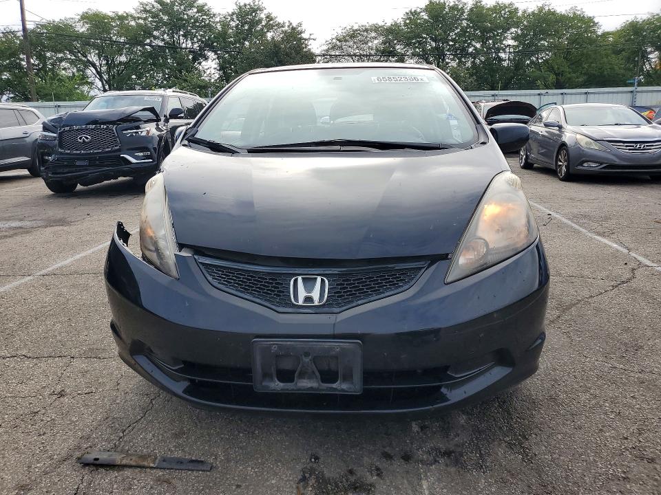 Photo 5 from auction – 2013 HONDA FIT with VIN JHMGE8H37DC031441