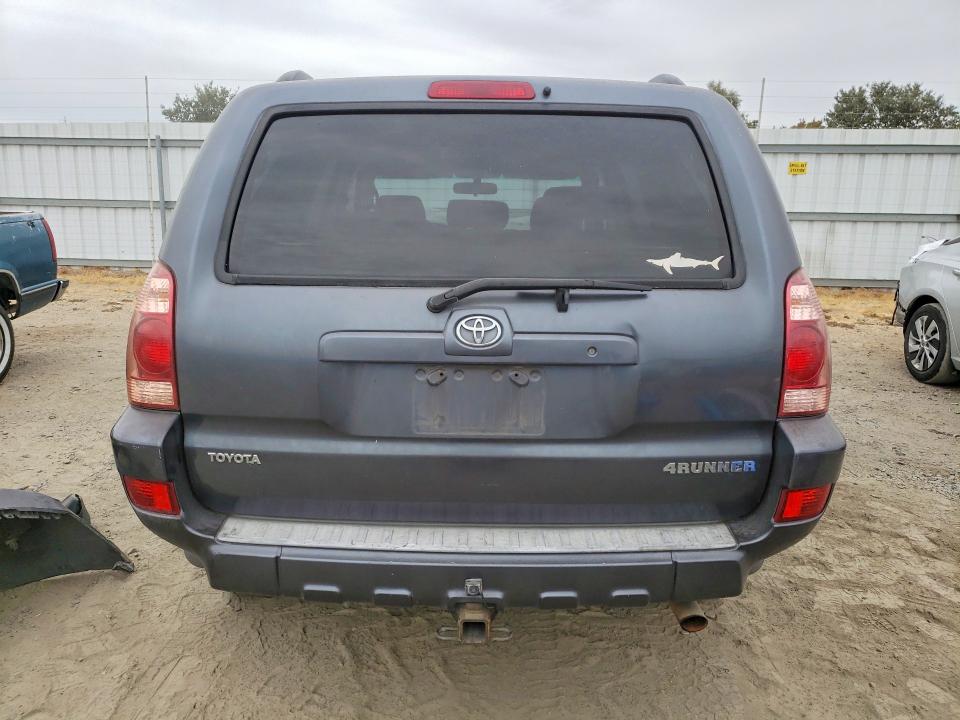 Photo 6 from auction – 2005 TOYOTA 4RUNNER with VIN JTEBU14RX58042904