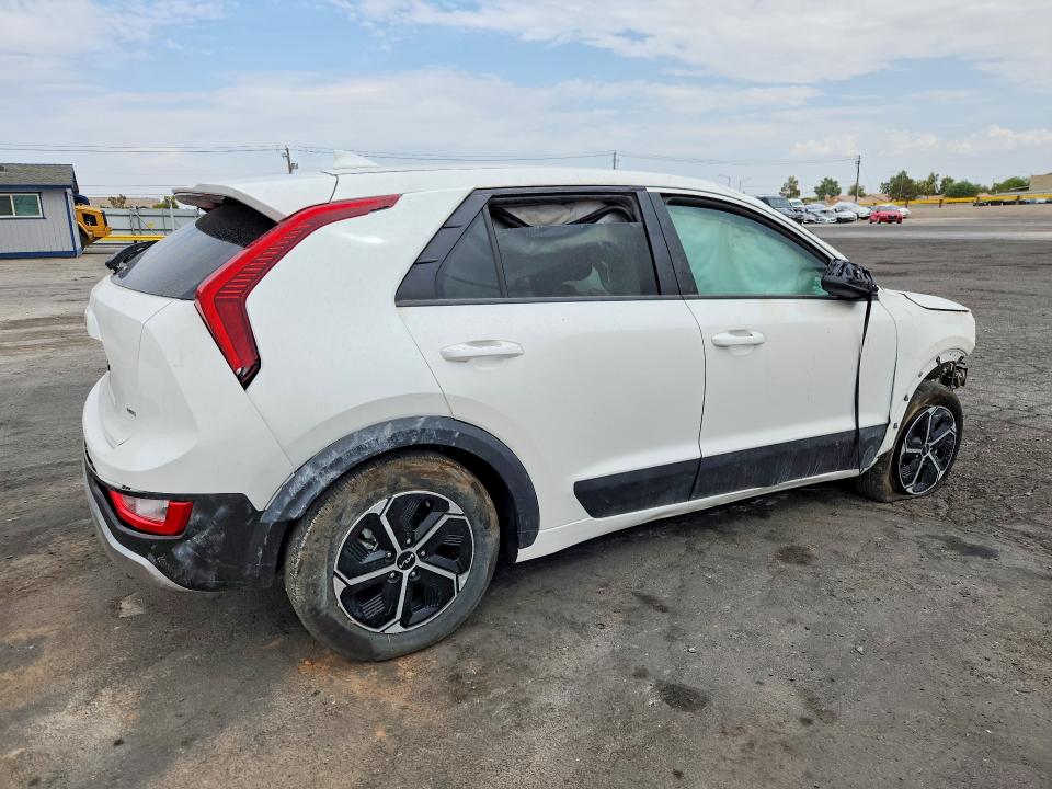 Photo 3 from auction – 2026 KIA NIRO with VIN KNDCP3LE4T5328594
