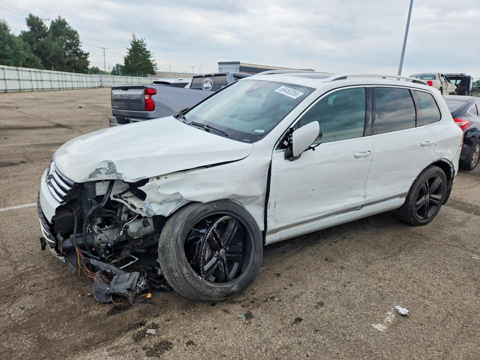2017 VOLKSWAGEN TOUAREG - Търг №65453356