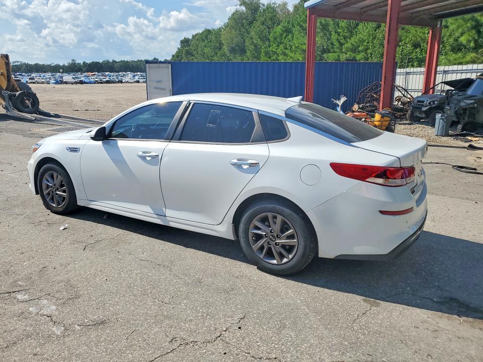 Photo 2 from auction – 2020 KIA OPTIMA with VIN 5XXGT4L33LG428389