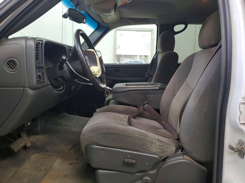 Photo 7 from auction – 2005 CHEVROLET SILVERADO with VIN 2GCEC13T251382391