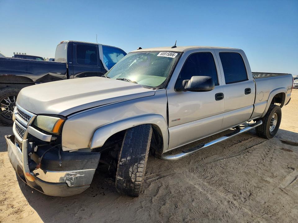 2005 CHEVROLET SILVERADO - Търг №65915866