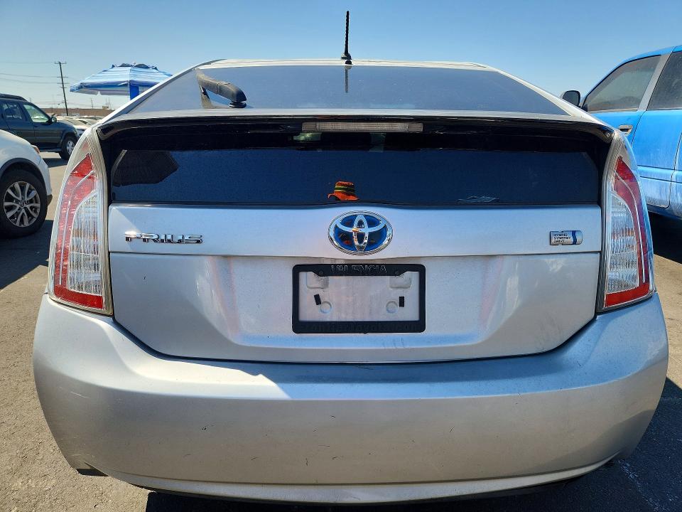 Photo 6 from auction – 2012 TOYOTA PRIUS with VIN JTDKN3DU7C1529209