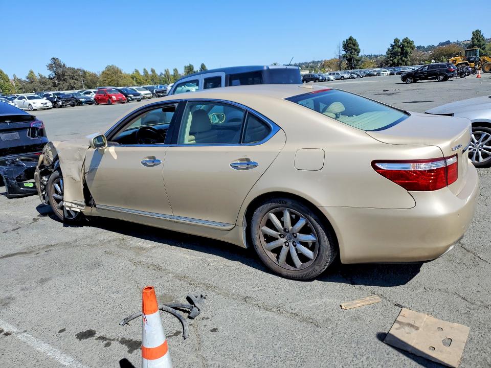 Photo 2 from auction – 2007 LEXUS LS with VIN JTHBL46F375010939