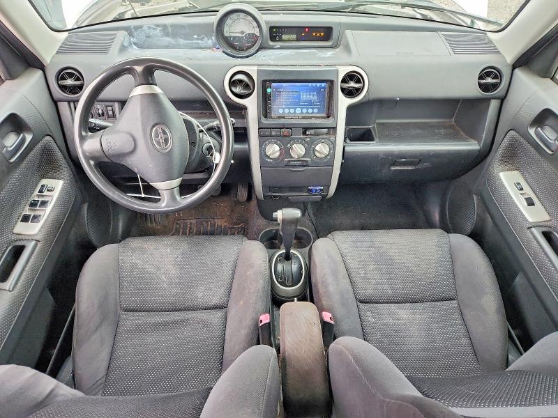 Photo 8 from auction – 2006 SCION XB with VIN JTLKT324164047593