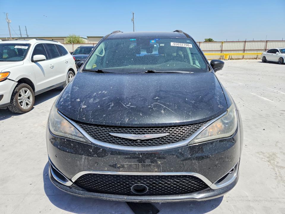 Photo 5 from auction – 2017 CHRYSLER PACIFICA with VIN 2C4RC1EG4HR511318