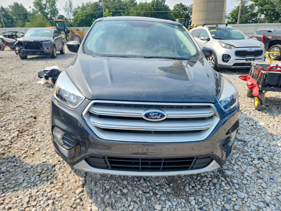 Photo 5 from auction – 2019 FORD ESCAPE with VIN 1FMCU9GD9KUA96958