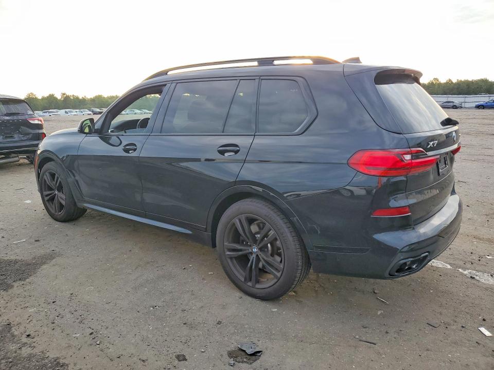 Photo 2 from auction – 2022 BMW X7 with VIN 5UXCW2C08N9K23312