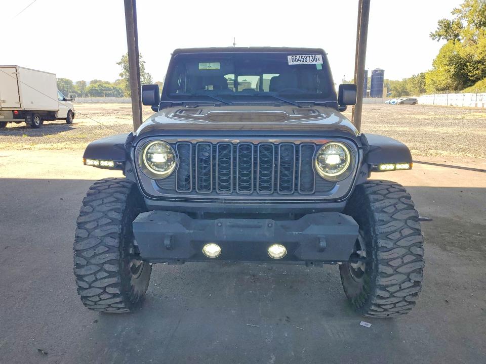 Photo 5 from auction – 2024 JEEP GLADIATOR with VIN 1C6JJTBG3RL118334