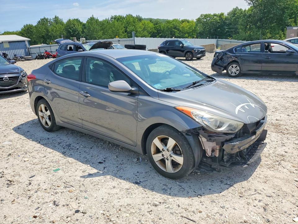 Photo 4 from auction – 2013 HYUNDAI ELANTRA with VIN 5NPDH4AE0DH379926