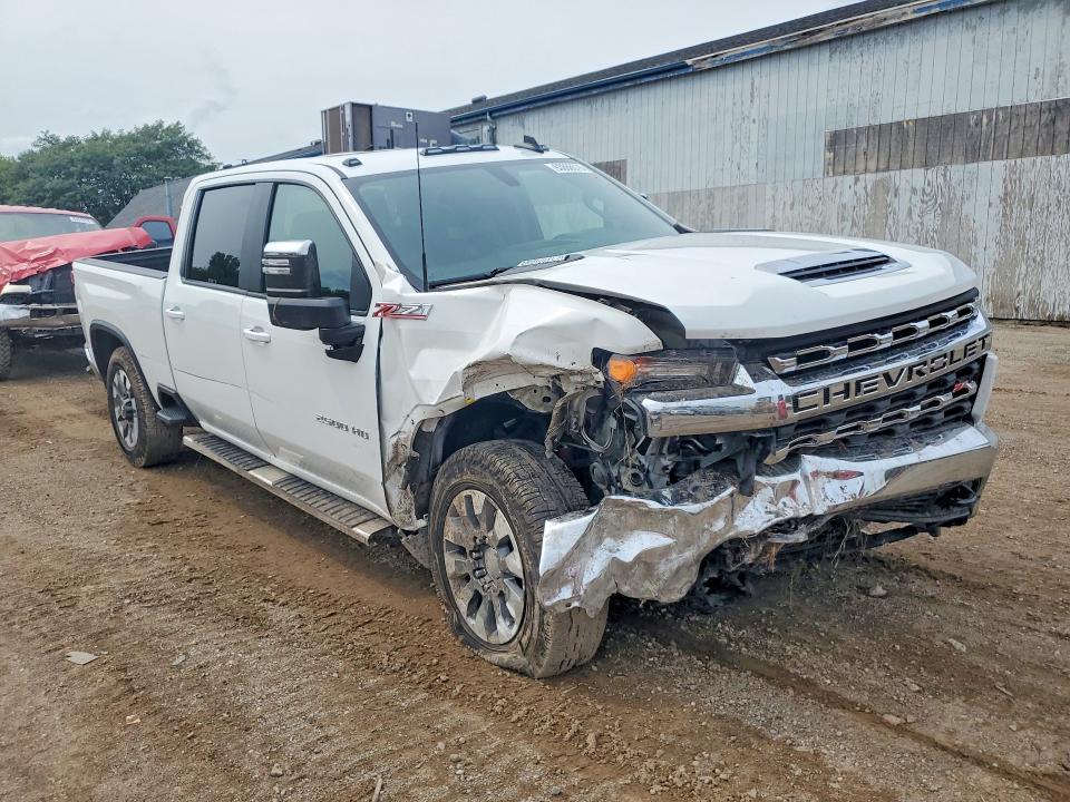 Photo 4 from auction – 2022 CHEVROLET SILVERADO with VIN 1GC4YNEY5NF168842