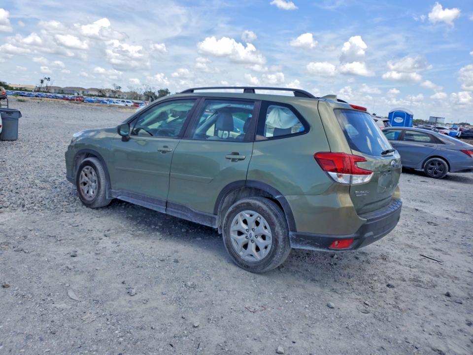 Photo 2 from auction – 2019 SUBARU FORESTER with VIN JF2SKACCXKH415136