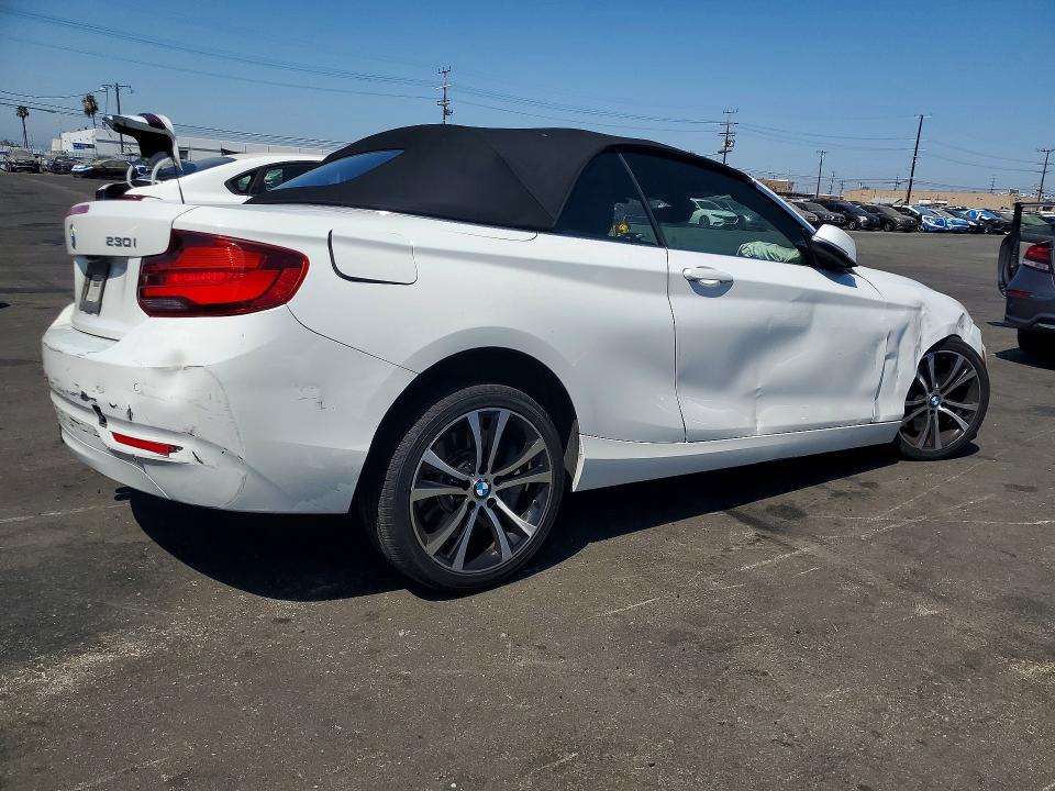 Photo 3 from auction – 2021 BMW 230I with VIN WBA2M7C02M7G42489