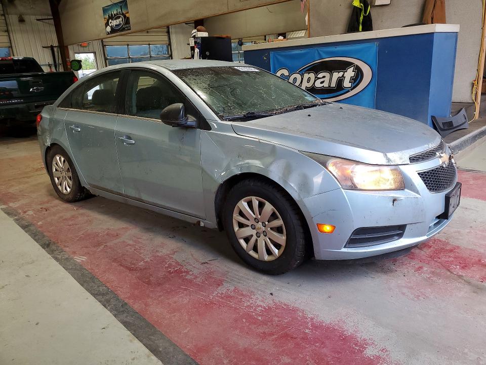 Photo 4 from auction – 2011 CHEVROLET CRUZE with VIN 1G1PC5SH0B7259385