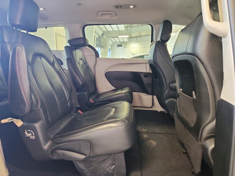 Photo 11 from auction – 2019 CHRYSLER PACIFICA with VIN 2C4RC1BG2KR539825