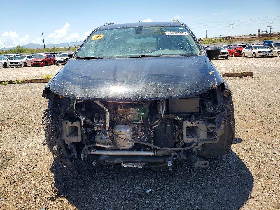 Снимка 5 от търг – 2020 CHRYSLER VOYAGER с VIN 2C4RC1DG7LR264404