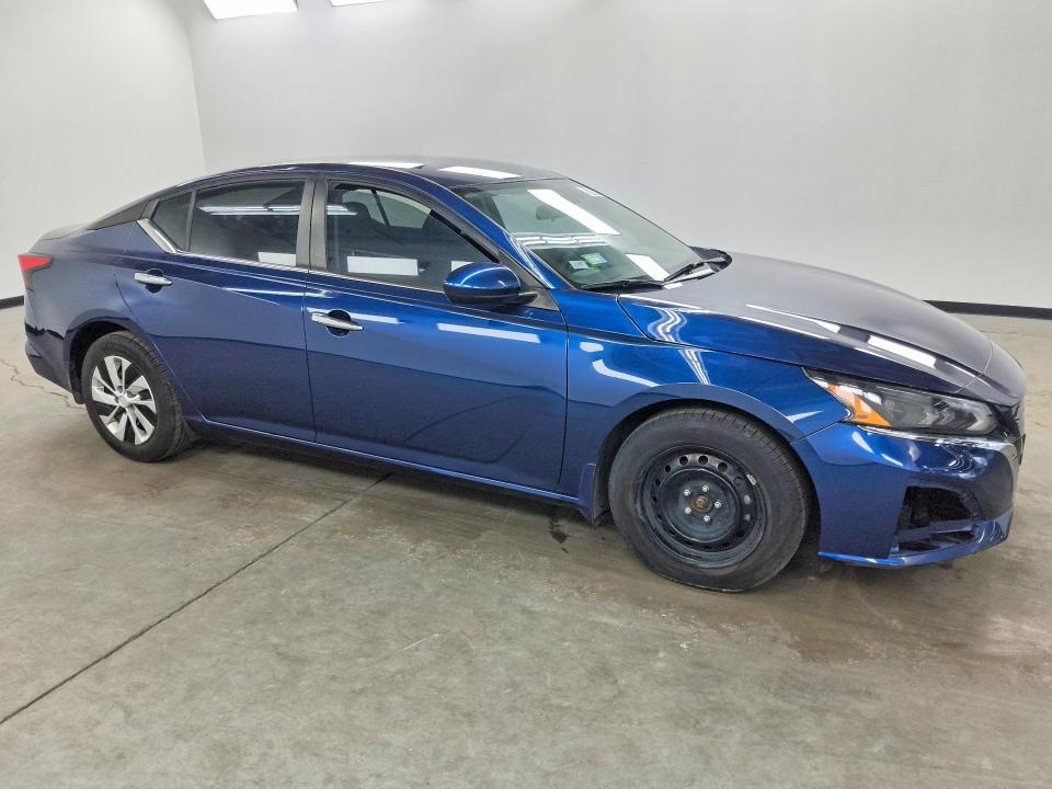 Photo 4 from auction – 2023 NISSAN ALTIMA with VIN 1N4BL4BV7PN308091
