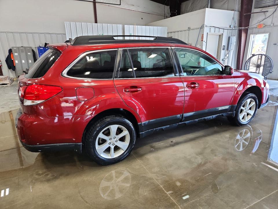 Photo 3 from auction – 2014 SUBARU OUTBACK with VIN 4S4BRCCC4E3258058