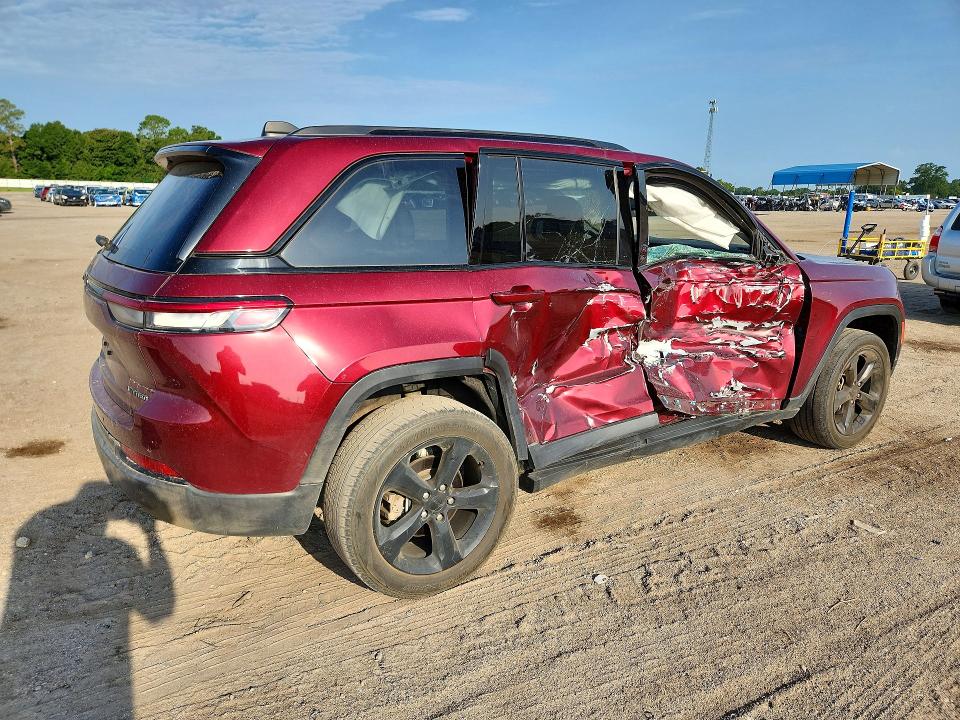 Photo 3 from auction – 2023 JEEP GRAND CHEROKEE with VIN 1C4RJGBGXPC534686