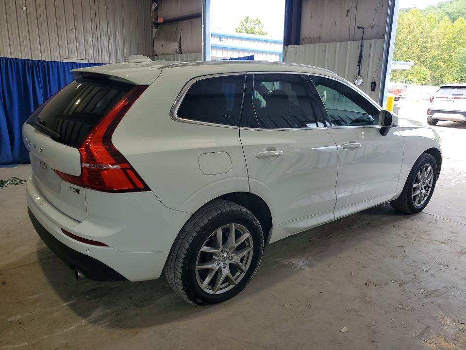 Photo 3 from auction – 2020 VOLVO XC60 with VIN YV4102RK7L1583232