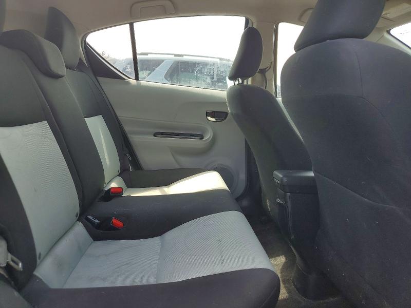 Photo 10 from auction – 2013 TOYOTA PRIUS C with VIN JTDKDTB39D1551680