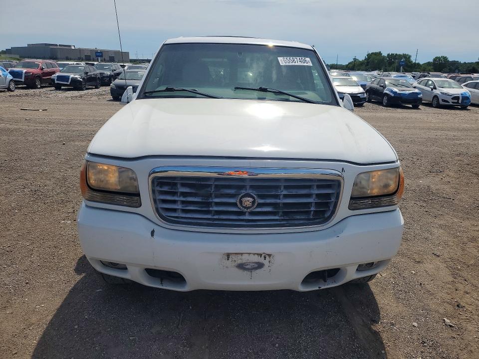 Photo 5 from auction – 2000 CADILLAC ESCALADE with VIN 1GYEK63R0YR230359