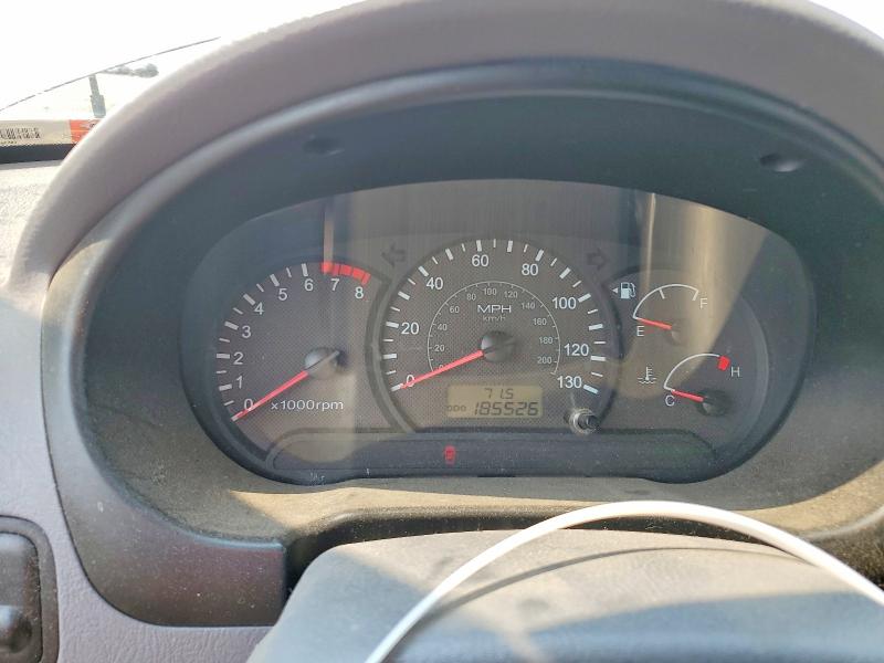 Photo 9 from auction – 2005 HYUNDAI ACCENT with VIN KMHCG45C75U615580