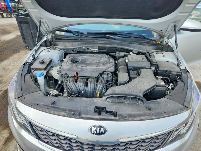 Photo 11 from auction – 2019 KIA OPTIMA with VIN 5XXGT4L36KG330357