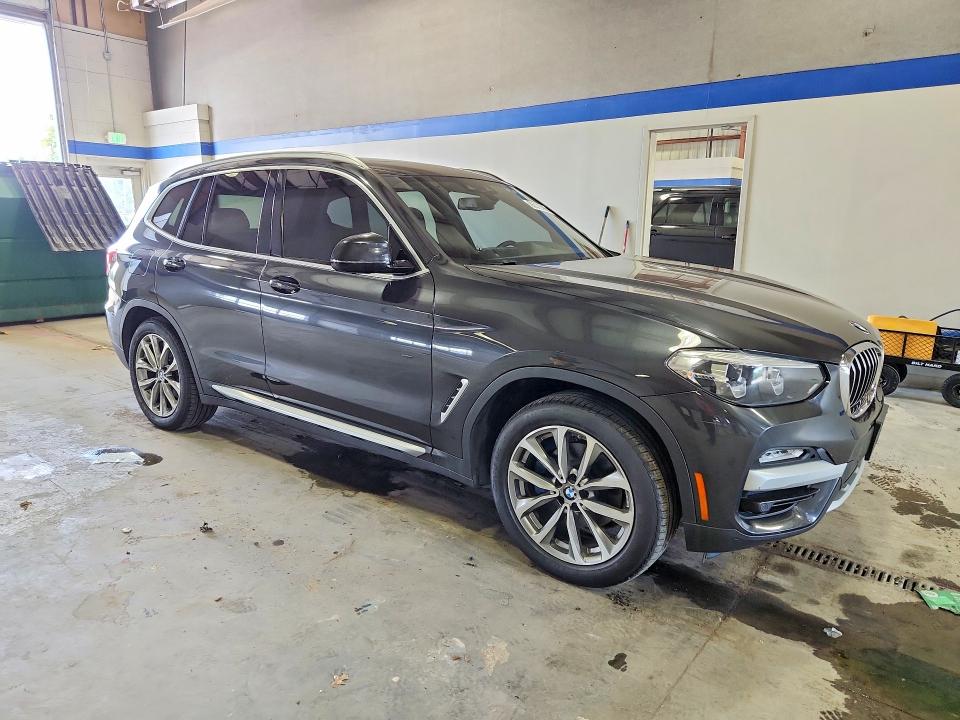 Photo 4 from auction – 2019 BMW X3 with VIN 5UXTR9C58KLE21692
