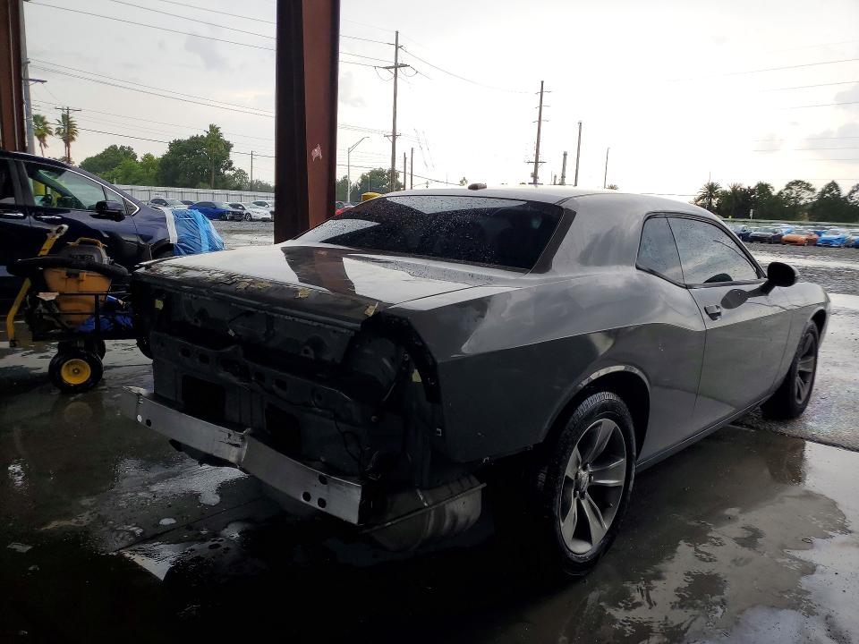 Photo 3 from auction – 2019 DODGE CHALLENGER with VIN 2C3CDZAG1KH632414