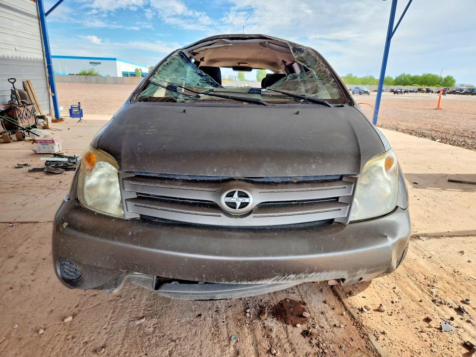 Photo 5 from auction – 2005 SCION XA with VIN JTKKT624250128548