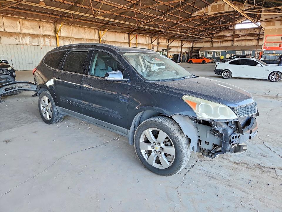 Photo 4 from auction – 2012 CHEVROLET TRAVERSE with VIN 1GNKRGED3CJ325444