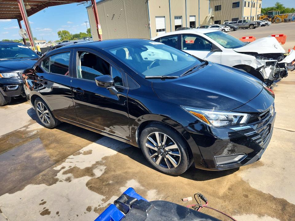 Photo 4 from auction – 2025 NISSAN VERSA with VIN 3N1CN8EV2SL857026