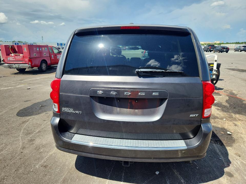 Photo 6 from auction – 2016 DODGE GRAND CARAVAN with VIN 2C4RDGCG8GR163766