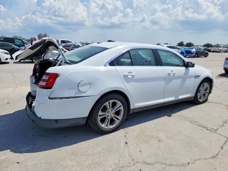 Photo 3 from auction – 2016 FORD TAURUS with VIN 1FAHP2D96GG142038