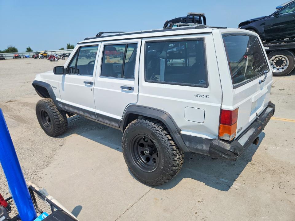 Photo 2 from auction – 1993 JEEP CHEROKEE with VIN 1J4FJ68S5PL629062