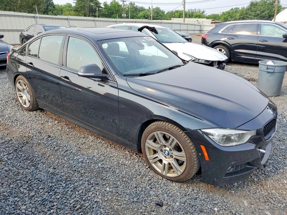 Photo 4 from auction – 2016 BMW 340 with VIN WBA8B7G54GNT95611
